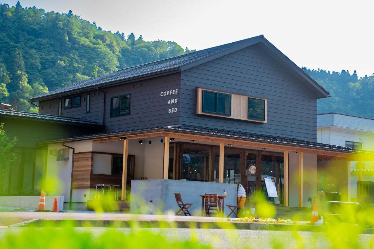 Locomotion Coffee And Bed Tateyama  Esterno foto