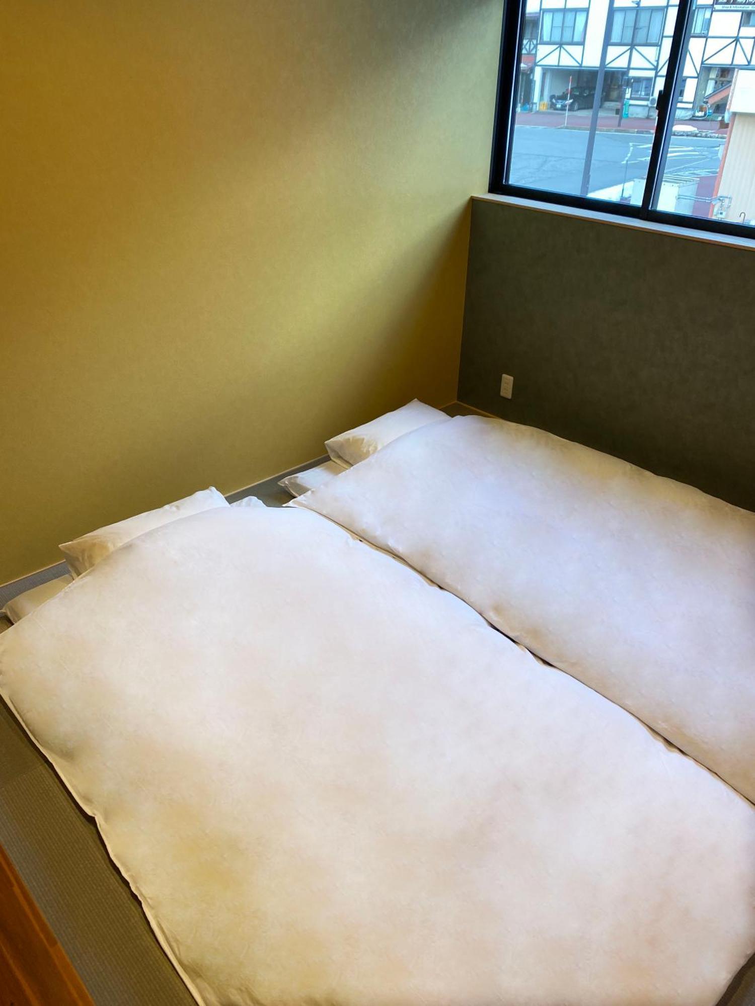 Locomotion Coffee And Bed Tateyama  Esterno foto